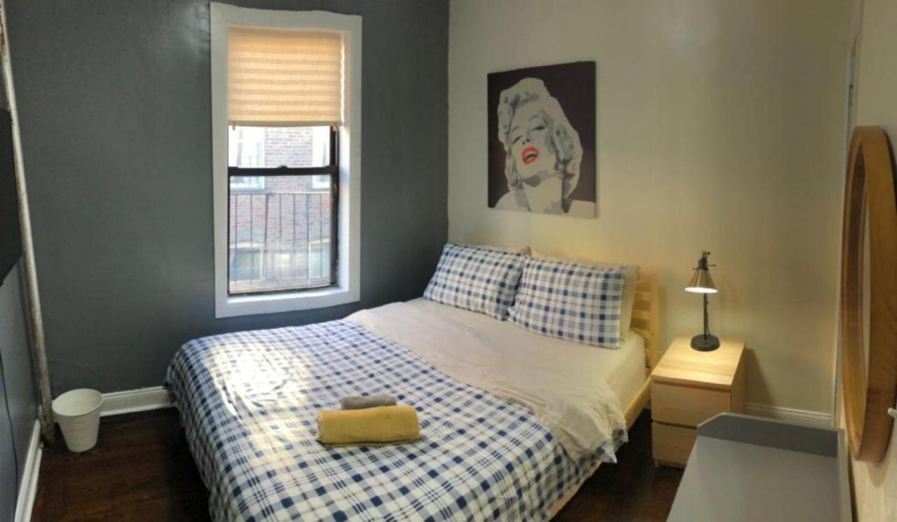 Private Room In A Shared Apartment 15 Minutes To Times Square! نيو يورك المظهر الخارجي الصورة