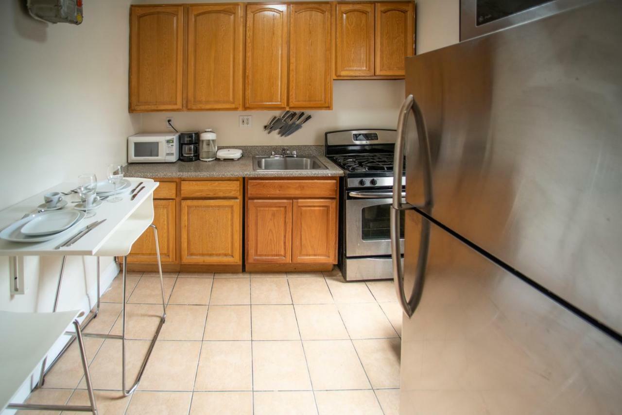 Private Room In A Shared Apartment 15 Minutes To Times Square! نيو يورك المظهر الخارجي الصورة