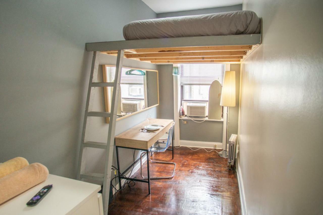 Private Room In A Shared Apartment 15 Minutes To Times Square! نيو يورك المظهر الخارجي الصورة