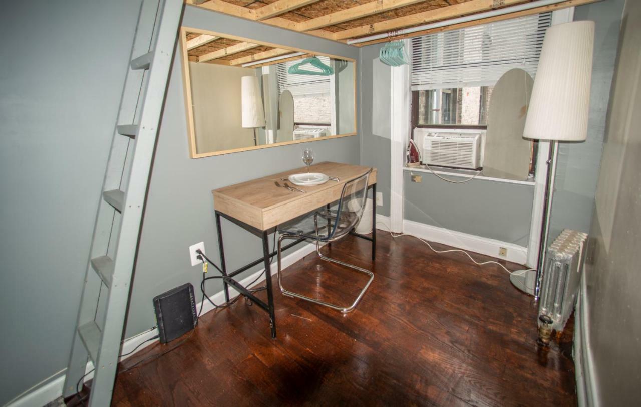 Private Room In A Shared Apartment 15 Minutes To Times Square! نيو يورك المظهر الخارجي الصورة