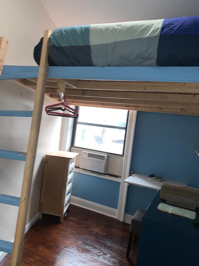 Private Room In A Shared Apartment 15 Minutes To Times Square! نيو يورك المظهر الخارجي الصورة
