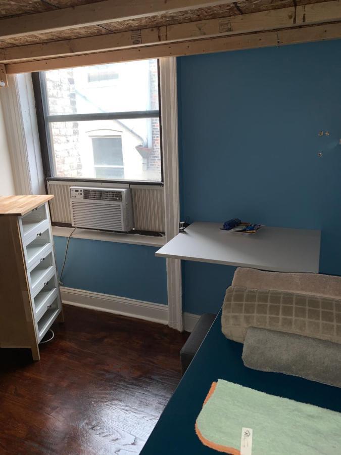 Private Room In A Shared Apartment 15 Minutes To Times Square! نيو يورك المظهر الخارجي الصورة